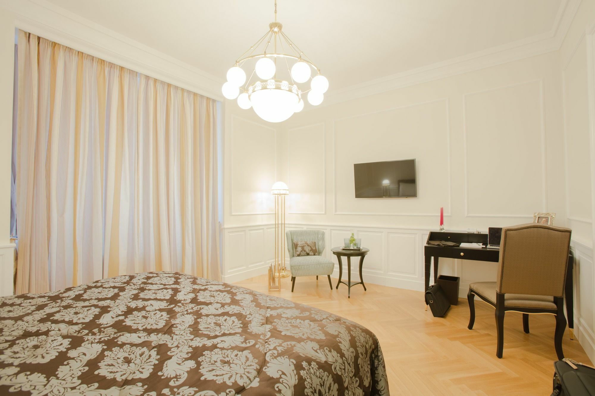 Imperium Residence - Experience The Most Luxurious Apartment In Vienna Center Екстер'єр фото